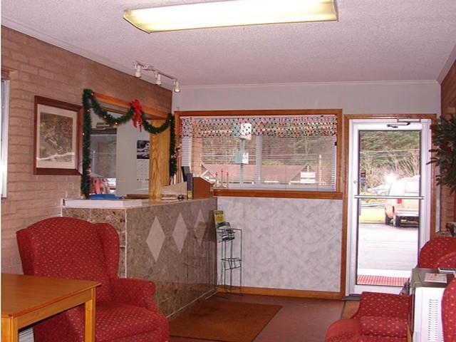 Highland Hills Motel & Cabins Boone Interior photo